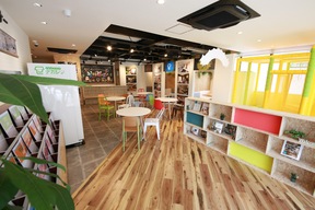 株式会社不動産SHOPナカジツ　おうち探し館！名古屋守山店の店舗内観の写真