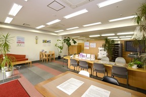 西鉄不動産株式会社　仲介事業部　西新店の店舗内観の写真
