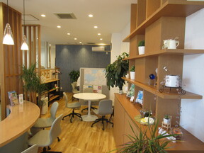 中嶋商事株式会社　イエステーション糸島店の店内の様子の写真