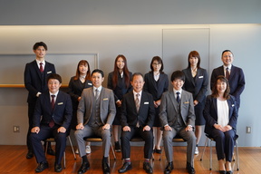 イエステーション徳島店 株式会社あおの不動産のスタッフ集合写真の写真