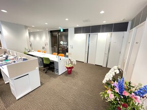 スターツピタットハウス株式会社　行徳販売センターの店内の様子の写真