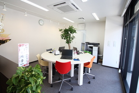 作州不動産株式会社　長崎支店の店内の様子の写真