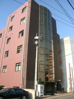 四季コーポレーションの建物の様子１の写真