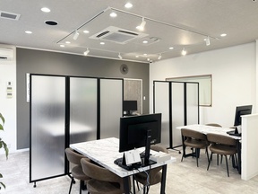 株式会社ハウスフリーダム　堺店の店内の様子の写真