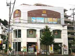 株式会社三春情報センター　弘明寺店の店舗外観１の写真