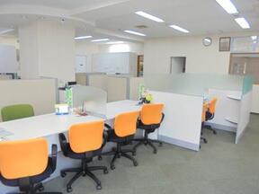 スターツピタットハウス株式会社　柏販売センターのお打合せスペースの写真