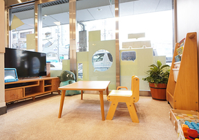 殖産ベスト株式会社　荻窪店のキッズスペースの写真