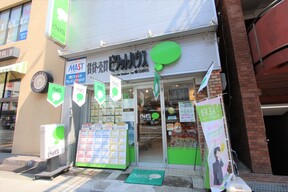 株式会社フィット　阪急伊丹店の店舗外観の写真