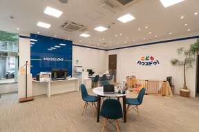 株式会社ハウスリアルティ　ハウスドゥ 弘前駅前の店舗内観の写真