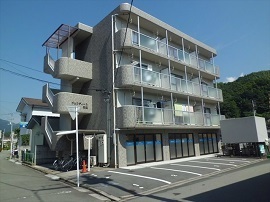 カチタス　宇和島店の店舗外観の写真