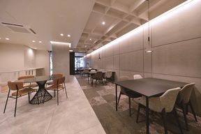 株式会社ウィル　久屋大通営業所の店内の様子の写真