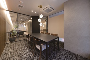株式会社ウィル　久屋大通営業所の店内の様子の写真