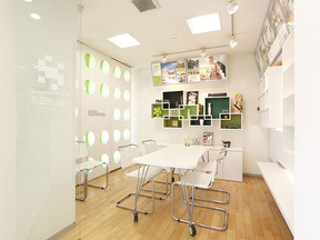 ポラスグループ　(株)中央住宅 ポラス住まいの情報館 柏営業所のお打ち合わせスペースの写真