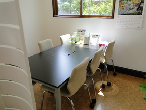 ポラスグループ　(株)中央住宅 ポラス住まいの情報館 おおたかの森営業所の接客スペース１の写真