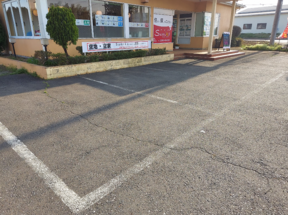 株式会社Sumika　本店の駐車場完備　の写真