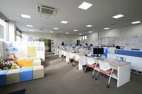 一誠商事株式会社　みどりの支店の店舗内観の写真