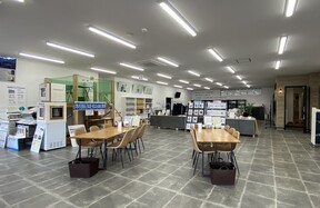 アーキホームライフ　舞鶴店の店内の様子の写真