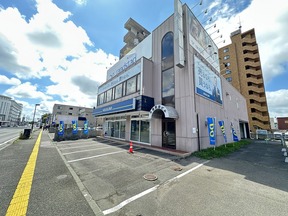 株式会社トワ・ピリエ　ハウスドゥ  千歳駅前店の店舗外観の写真