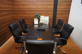 株式会社ハウスコミュニケーション　中央営業センターの店舗内観の写真