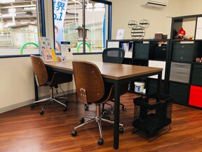 ハウスドゥ！茨木総持寺駅前店　株式会社Life Arkの店舗内観の写真