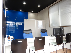 株式会社ハウスリアルティ　ハウスドゥ 家・不動産買取専門店 八戸城下の店内の様子の写真