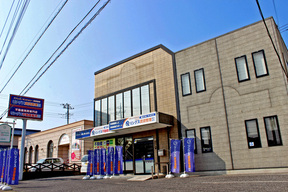 リングス株式会社　本庄店の店舗外観の写真