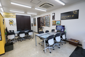 センチュリー21 株式会社三和不動産販売の店舗内観の写真
