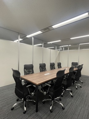 株式会社トップファーストの会議室の写真