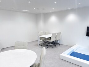 ハウスドゥ平塚旭 アスハウス株式会社の店舗内装の写真