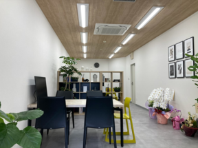 株式会社フラグスの店舗内観の写真