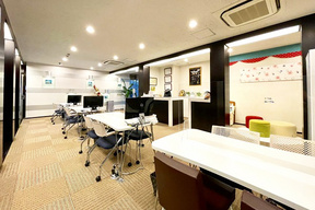 CENTURY21 スミカ・クリエイトの店舗内観の写真