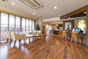 ナイス株式会社　ナイス住まいの情報館 星川の店内1の写真