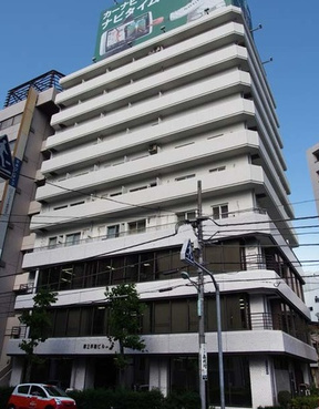 株式会社フルスイングの店舗外観の写真