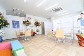 株式会社R-JAPAN　ハウスドゥ  南風原の店内の様子の写真