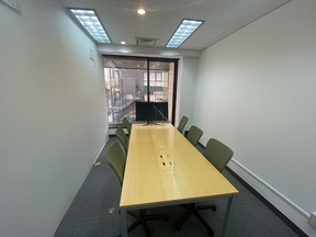 ＬＡＮＤ ＷＩＴＨ株式会社の店舗内観の写真