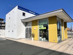 ハウスドゥ！株式会社田村ビルズ　熊本託麻店のハウスドゥのロゴが目印です！の写真