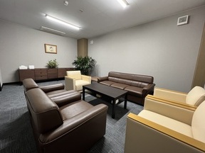 パーフェクトエステート株式会社イエステーション札幌白石店の応接ルーム①の写真