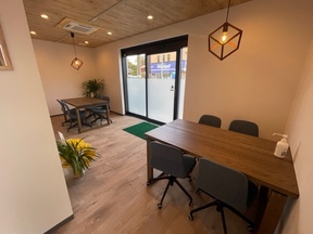 中嶋商事株式会社　イエステーション福岡東店の接客スペースの写真