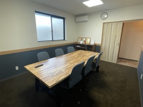 中嶋商事株式会社　イエステーション福岡東店の応接室の写真