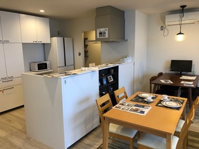 株式会社E・HOUSEの店舗内観の写真