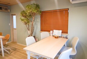 ハウスドゥ下郡 株式会社ソーリン不動産の店舗内観の写真