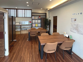 ハウスドゥ日田　大九石油有限会社の店舗内観の写真