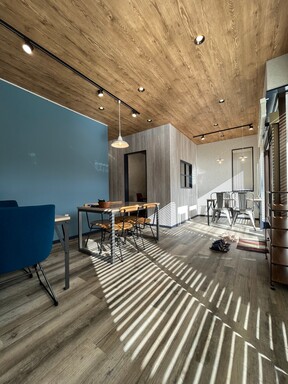 株式会社アジア不動産の店舗内部の写真