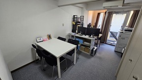 株式会社羽賀不動産　本店の事務所の写真