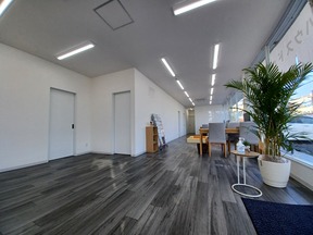 ハウスドゥ守山 マックスホット合同会社の店内の様子の写真