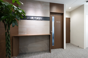 近鉄不動産株式会社　西新営業所の店舗内の写真