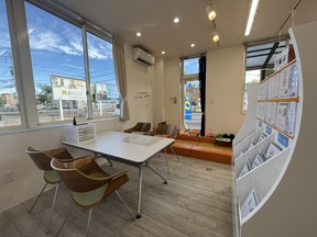 株式会社スクエア　ハウスドゥ下松店の店舗内観①の写真