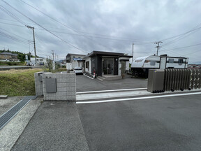 有限会社高屋土地建物の店舗外観の写真