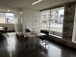 株式会社売主100パーセント　北見不動産売却・買取センターの商談スペースの写真