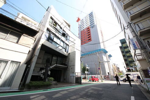 不動産の窓口株式会社 本店 福岡県 福岡市中央区 店舗外観
